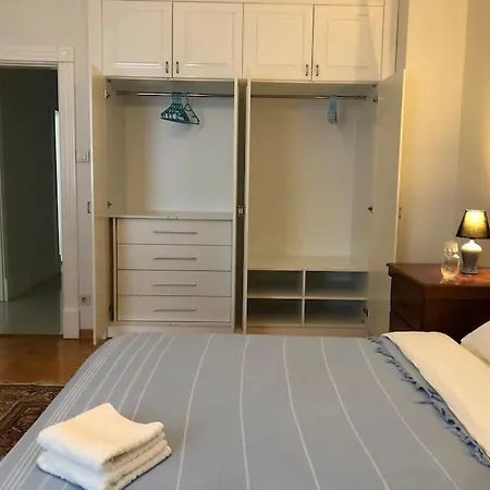 Comfortable And Spacious, Luxury In Location *