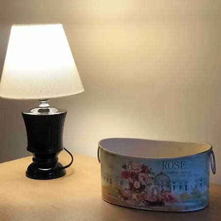 Comfortable And Spacious, Luxury In Location 아파트