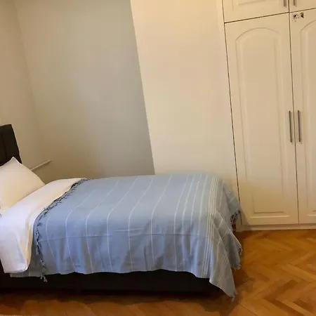 Comfortable And Spacious, Luxury In Location Apartamento